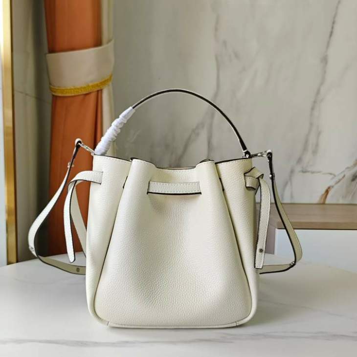 Picture of Tory Burch Handbags _SKUfw237705452fw
